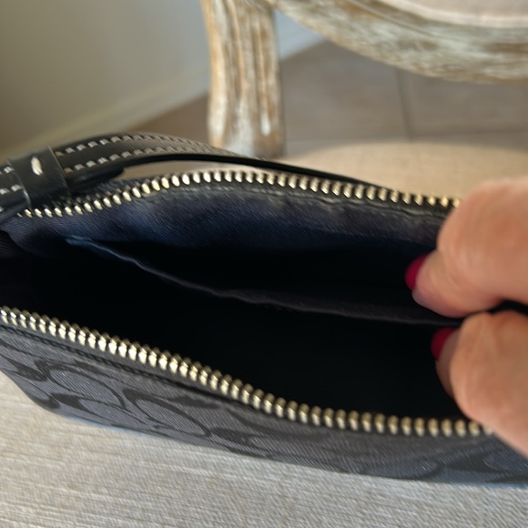 Coach Purse - Picture 11 of 11